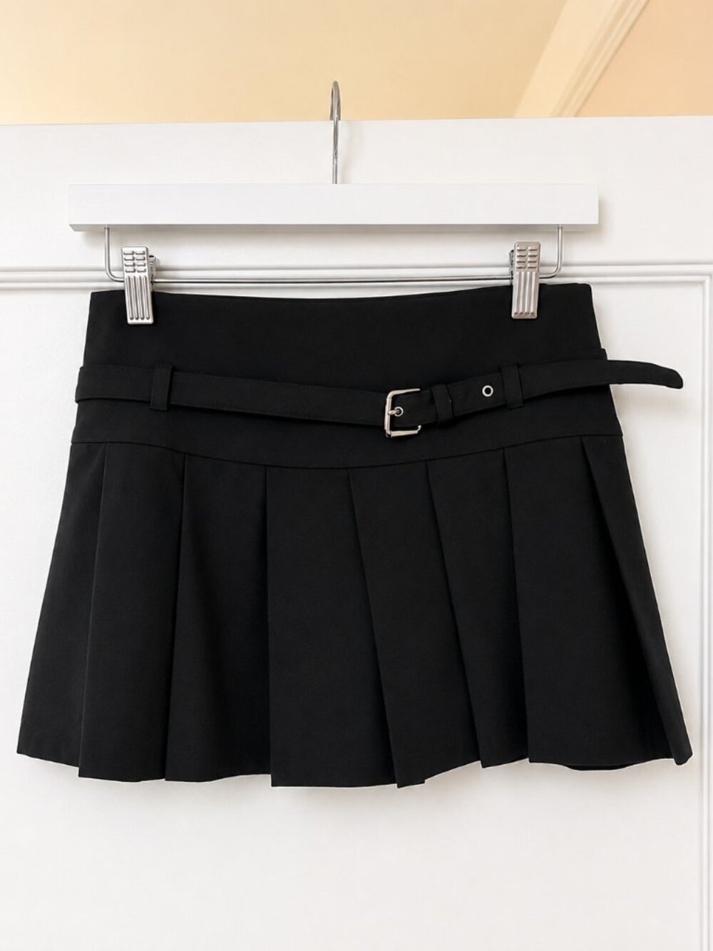 Zara Pleated mini skirt